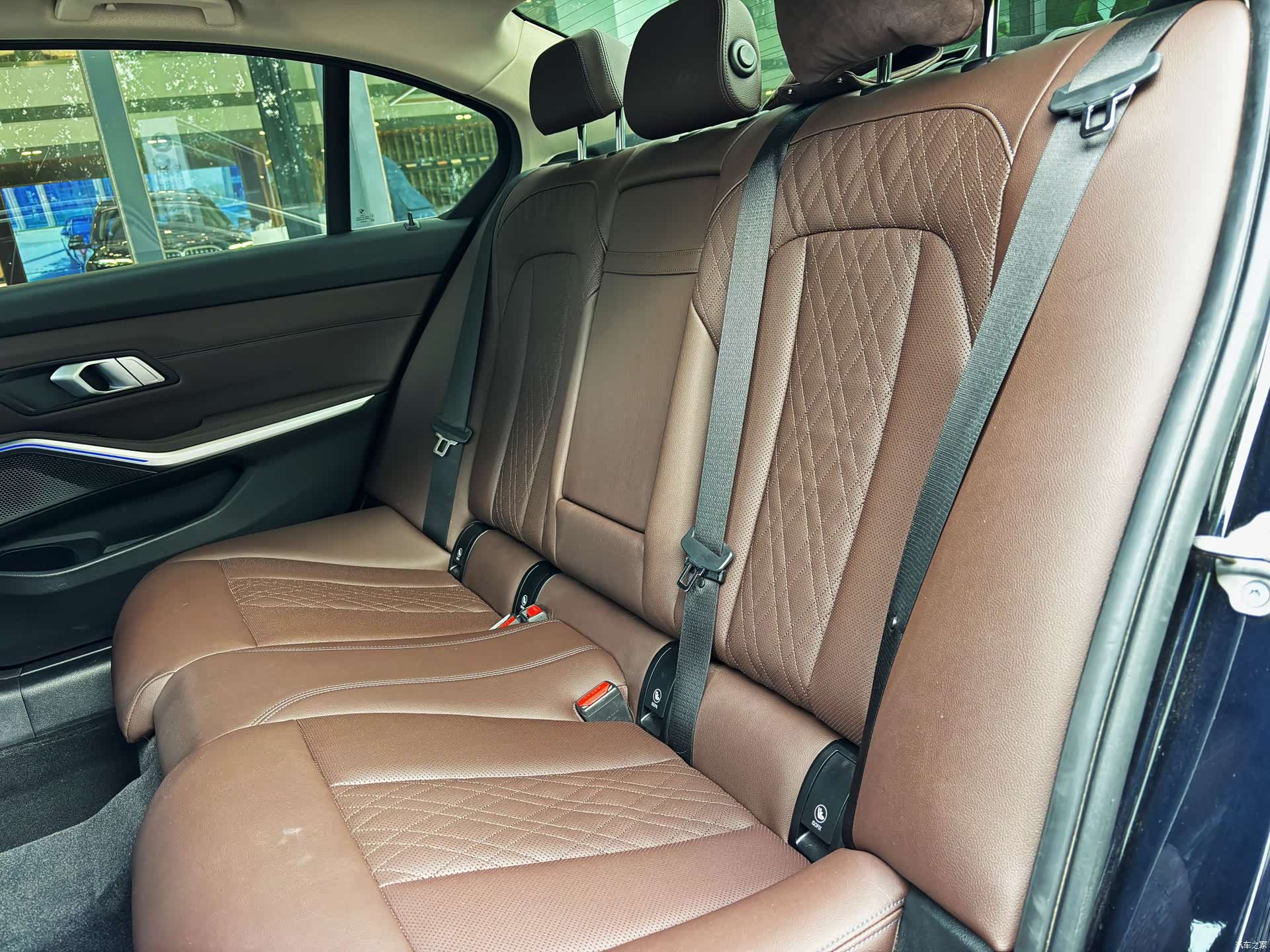 BMW 3 Series, 2022 6