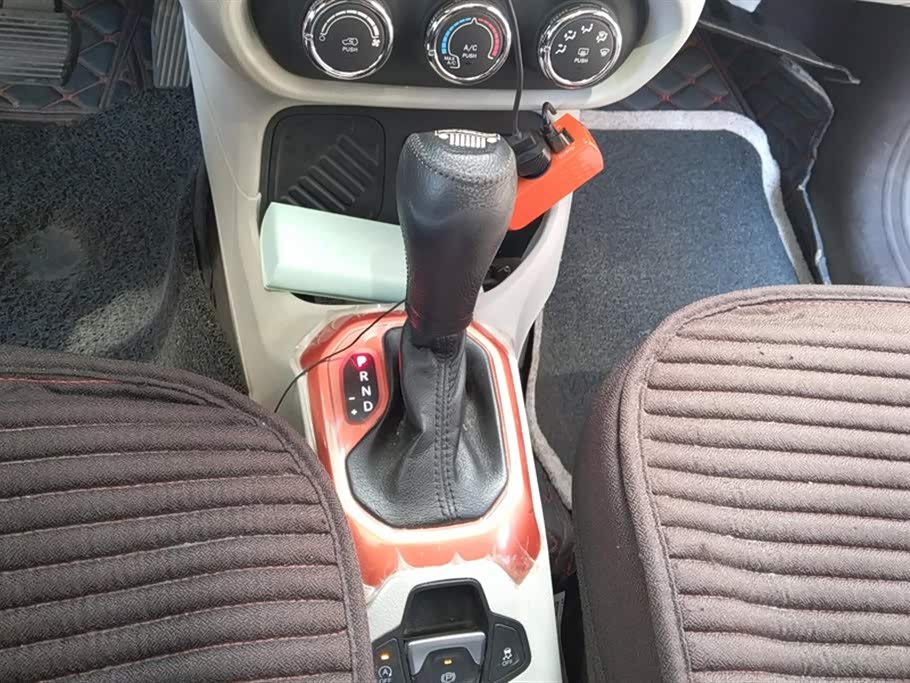 Jeep Freeman