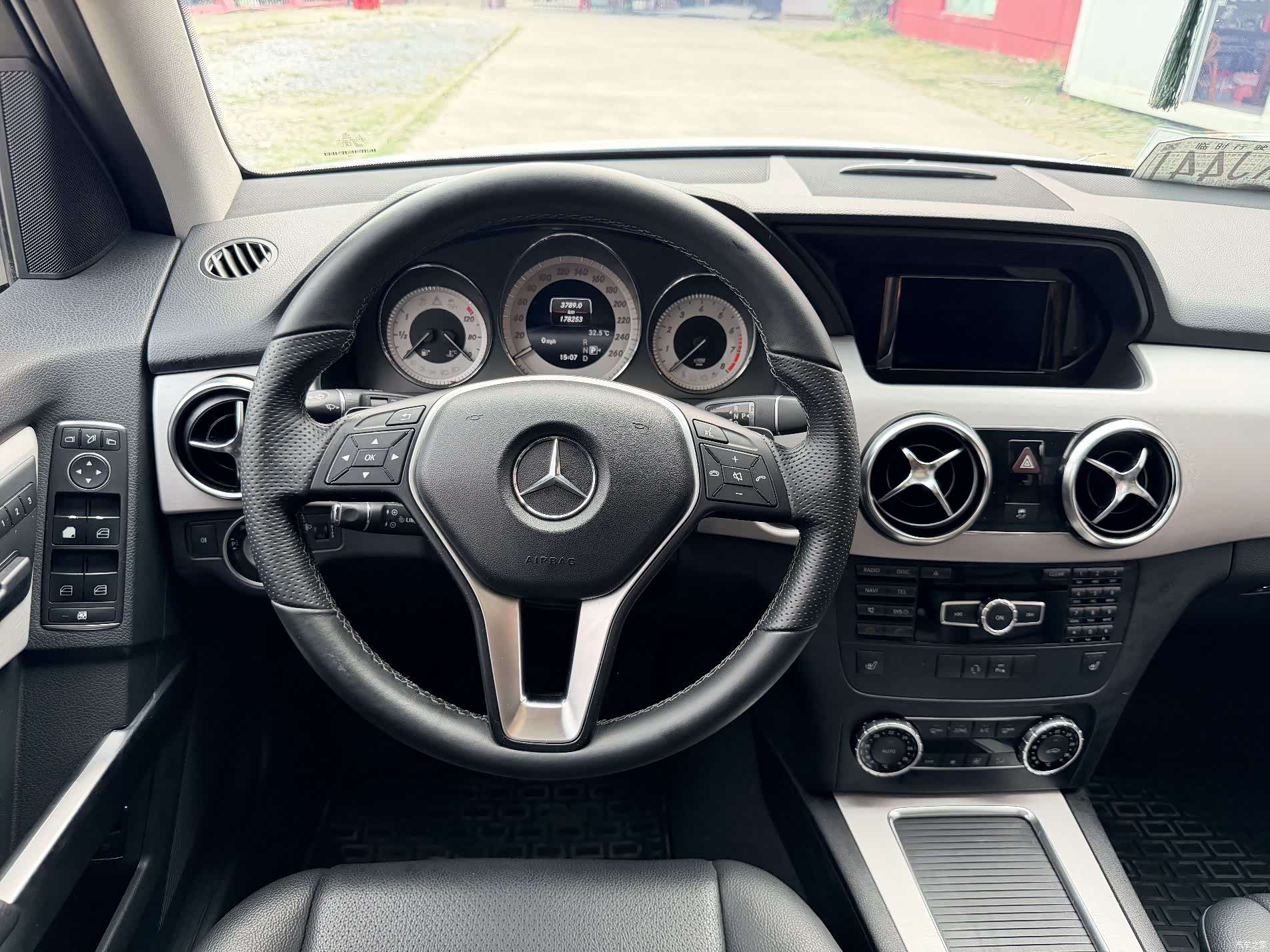 Mercedes-Benz GLK-Class, 2014 14