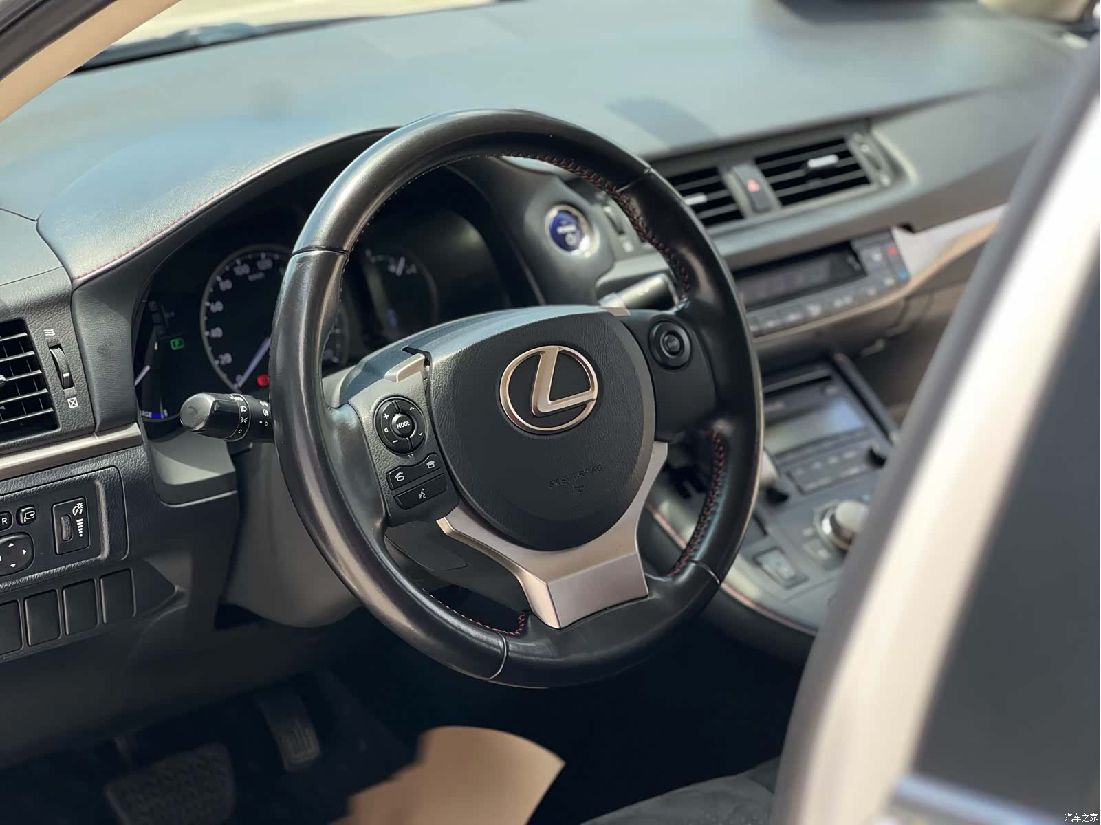 Lexus CT, 2019 18