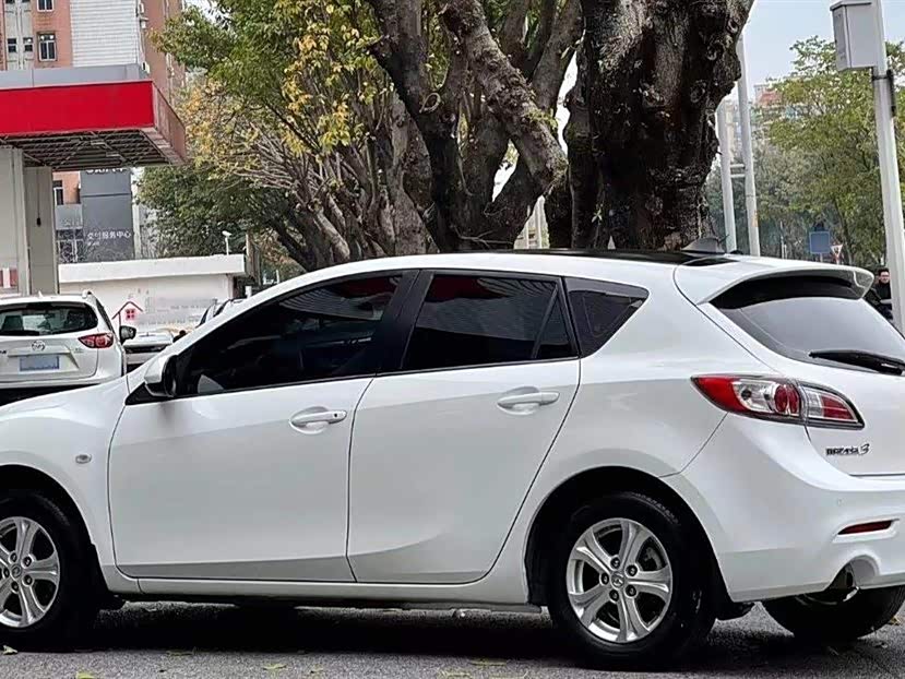 Mazda 3 star Cheng Mazda 3 star Cheng