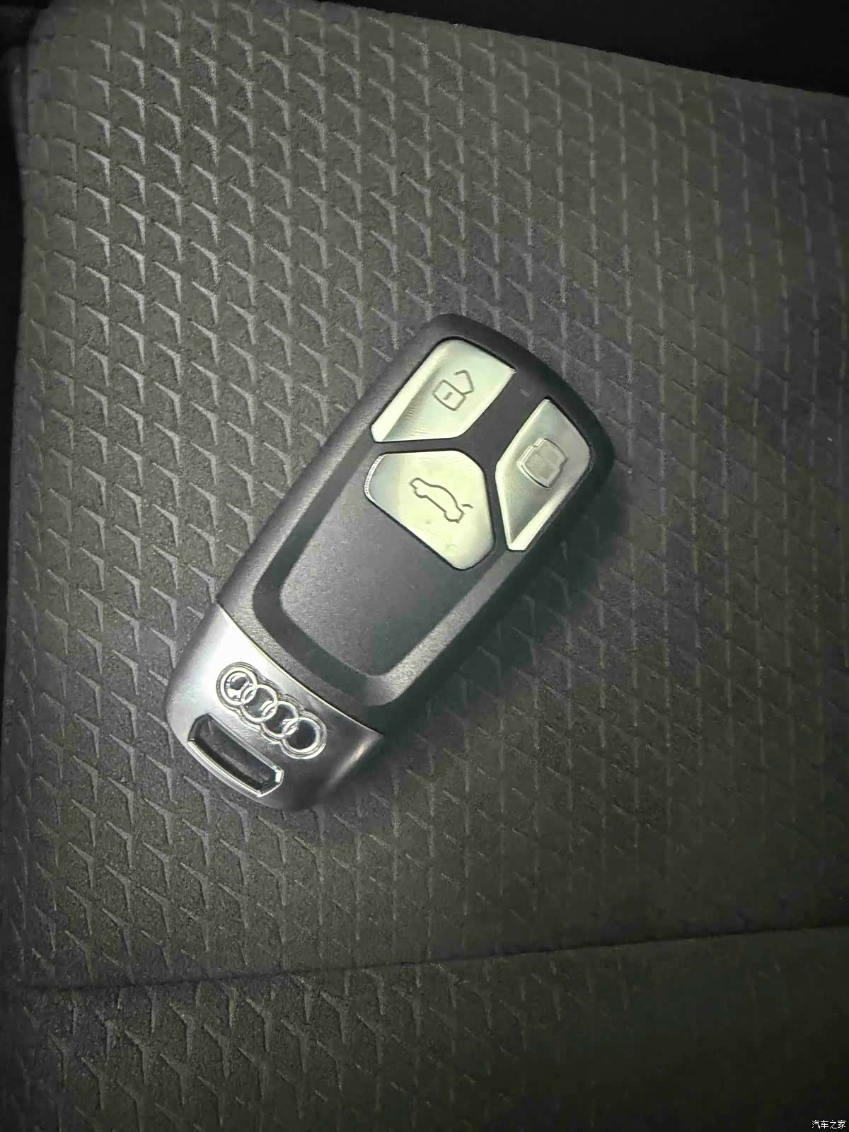 Audi Q5L, 2021 22