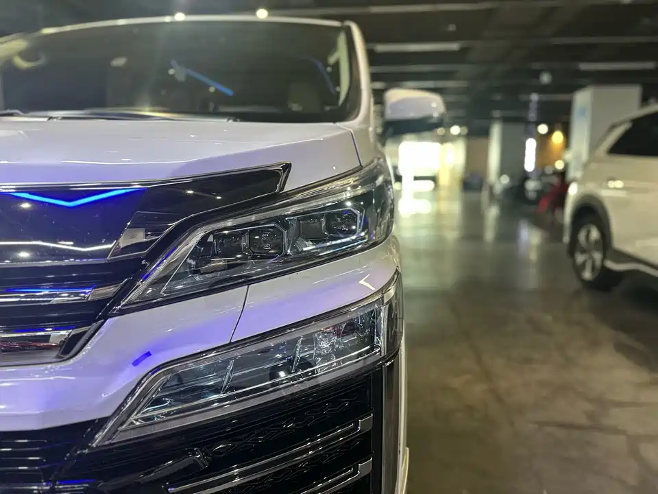 Toyota Wilfa