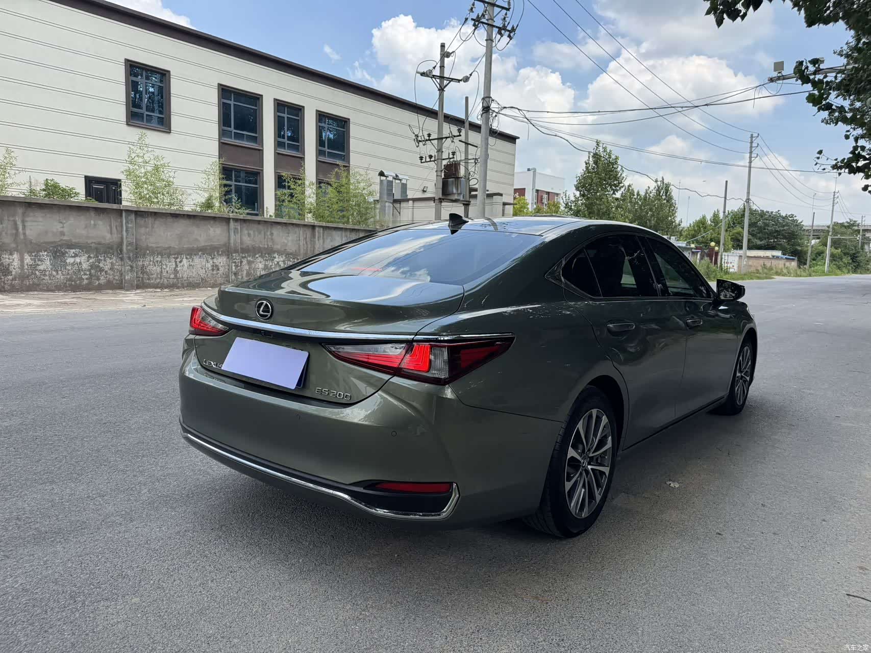 Lexus ES, 2022 12
