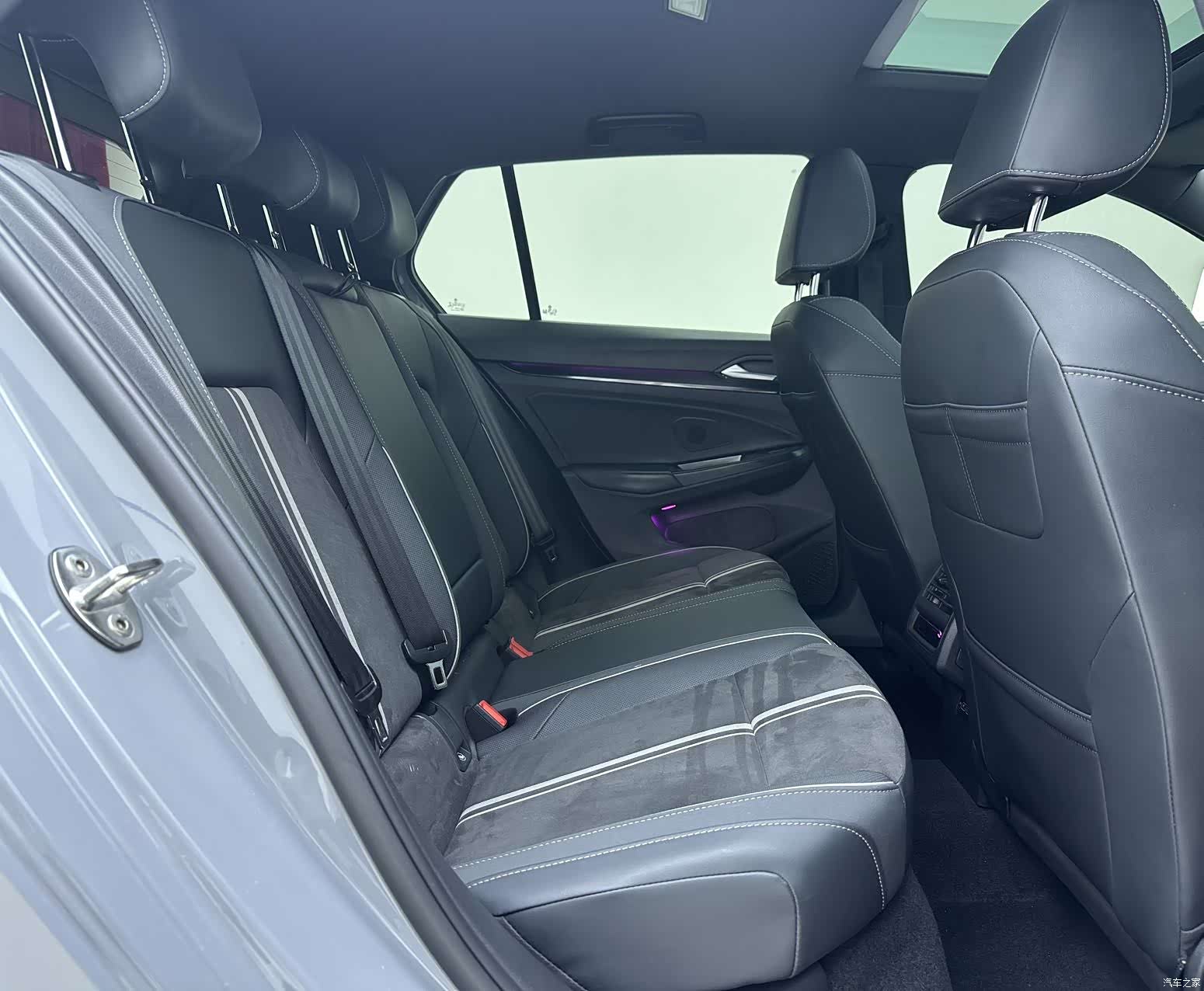 Volkswagen Golf, 2022 10