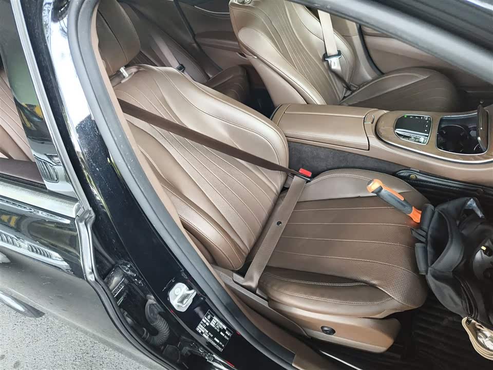 Mercedes-Benz E-class Mercedes-Benz E-class