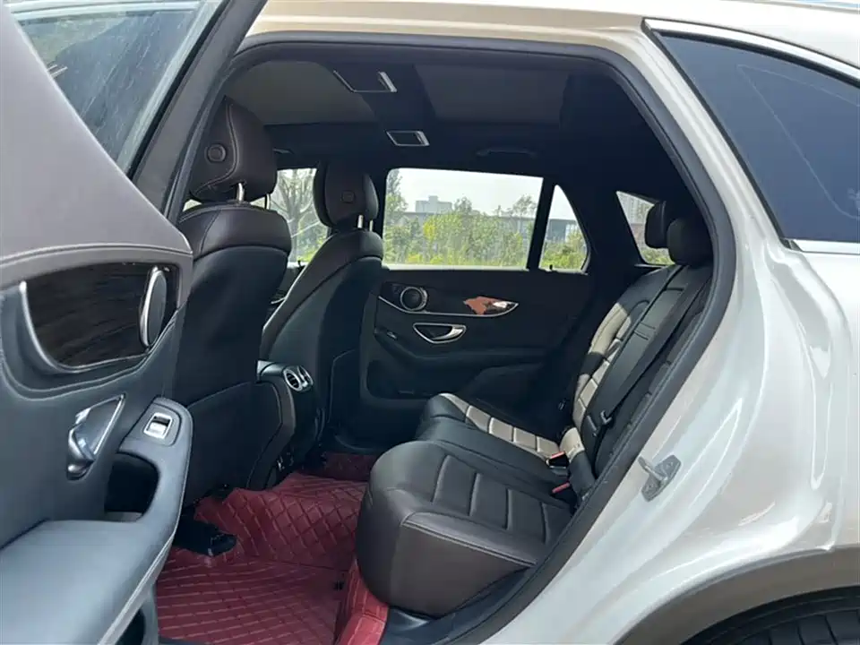 Mercedes-Benz GLC Mercedes-Benz GLC