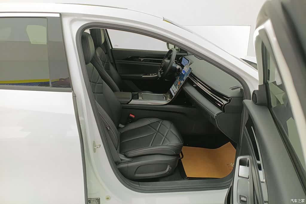 Geely Galaxy L6, 2024 8