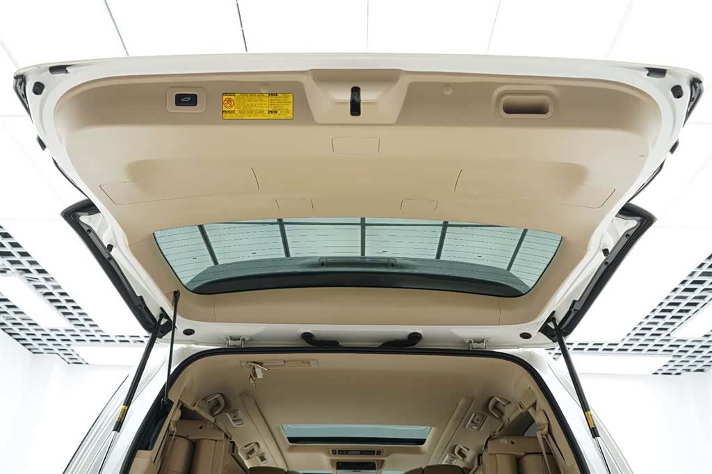 Toyota Alphard, 2011 24