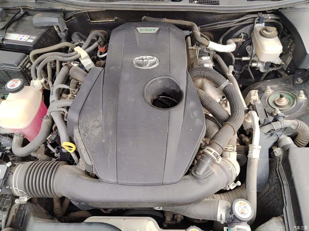 Toyota Crown, 2018 11
