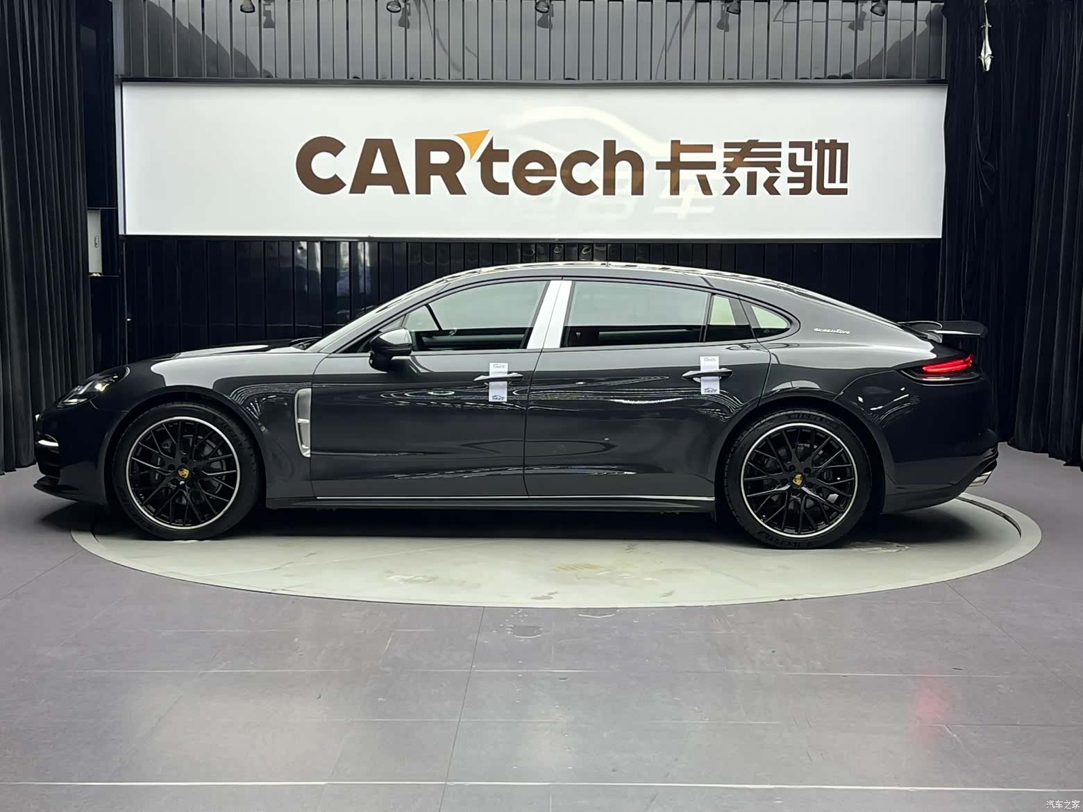 Porsche Panamera, 2024 4