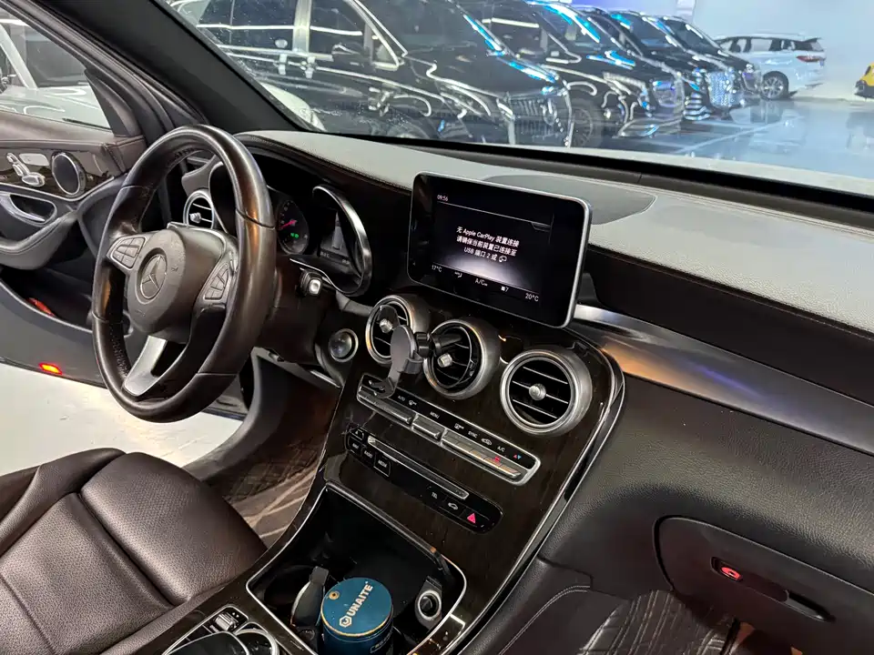 Mercedes-Benz GLC Mercedes-Benz GLC