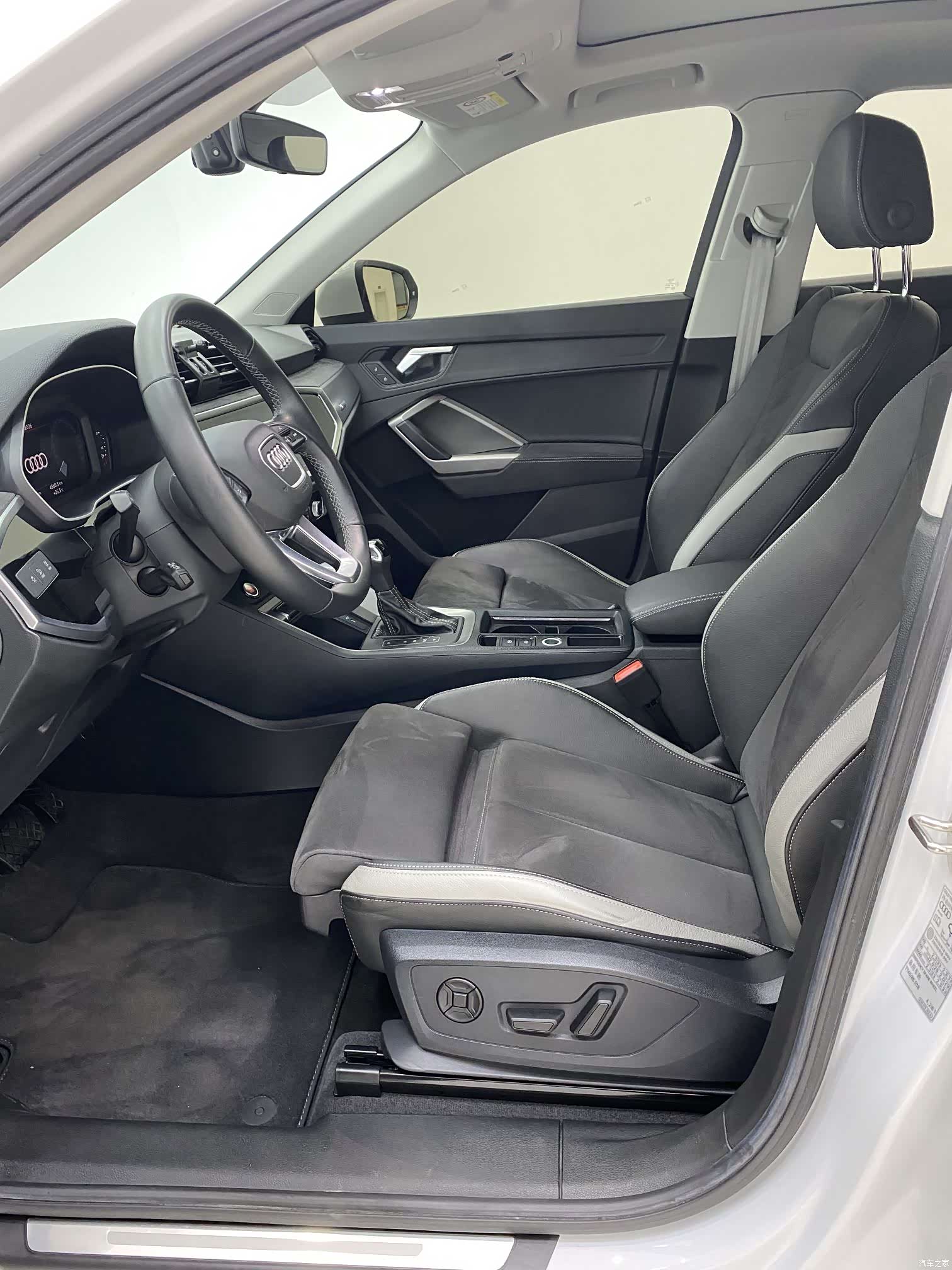 Audi Q3, 2022 7