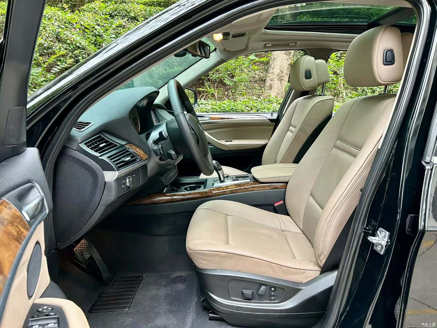 BMW X5, 2010 3