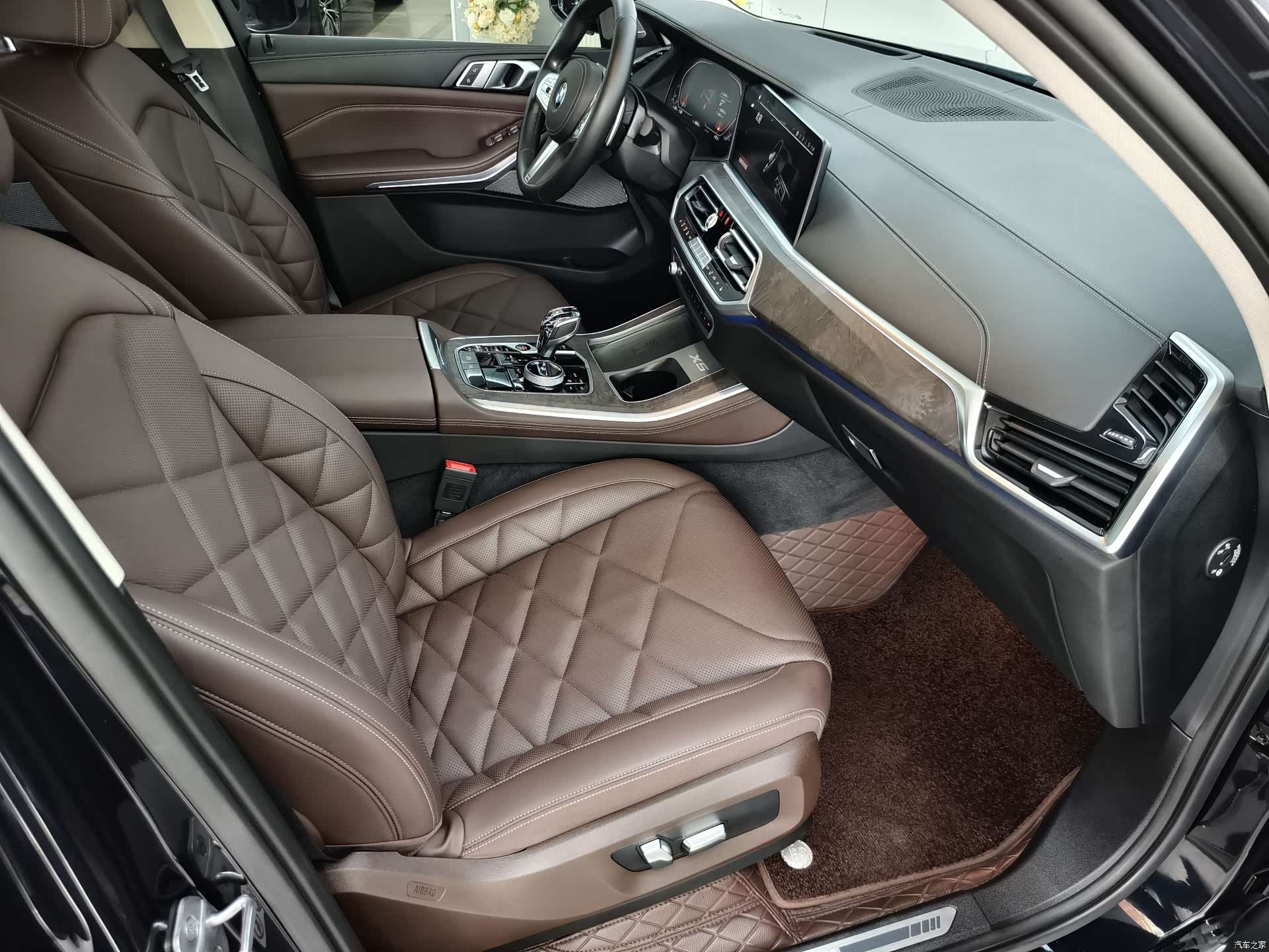 BMW X5, 2023 6