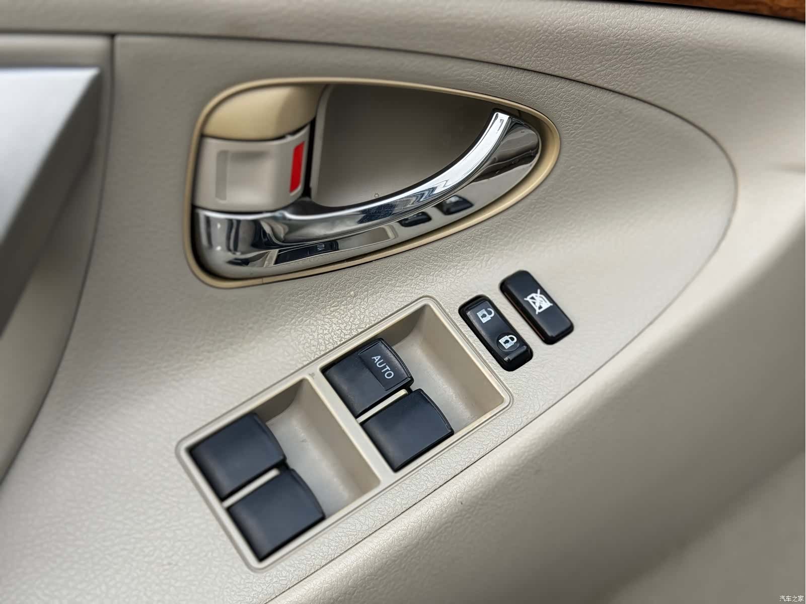 Toyota Camry, 2011 14