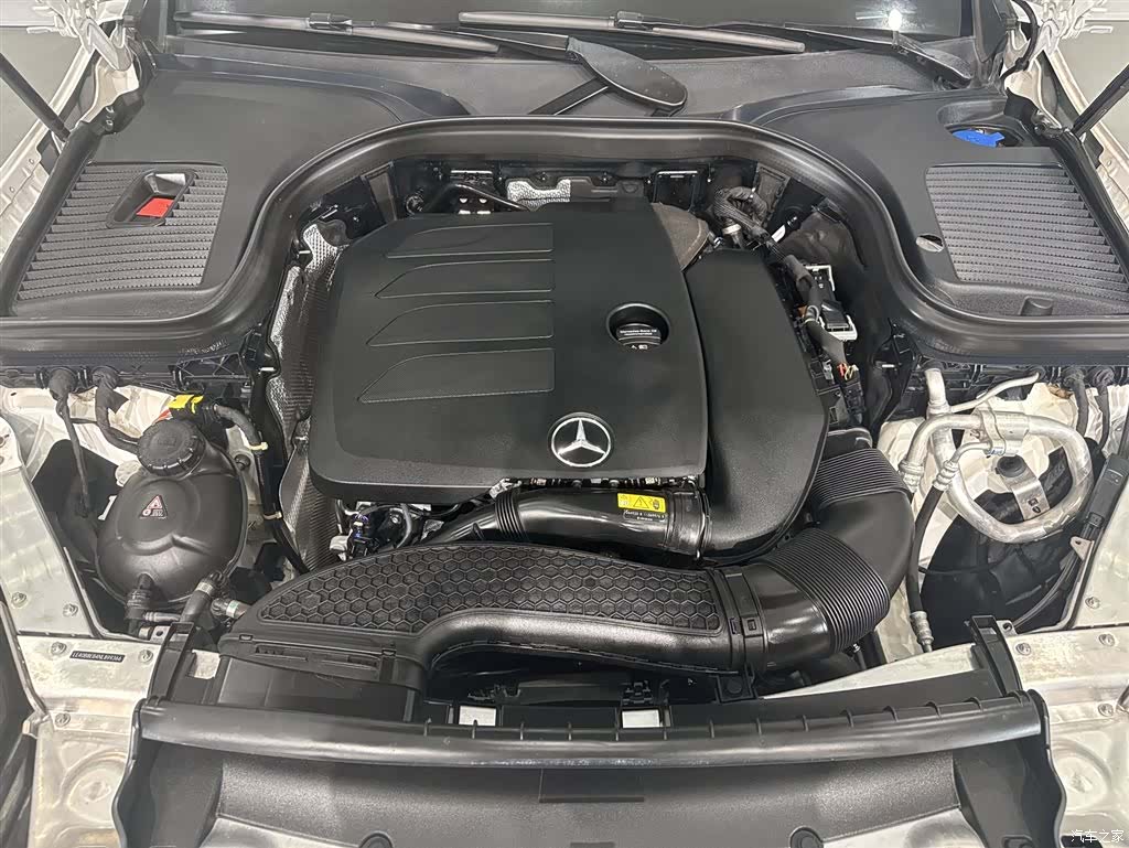 Mercedes-Benz GLC, 2023 все фото