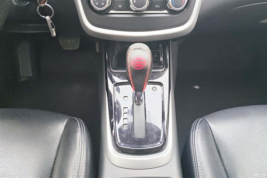 Nissan Tiida, 2017 16