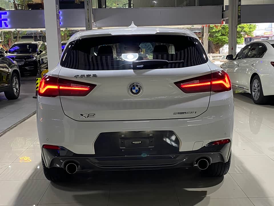 BMW X2