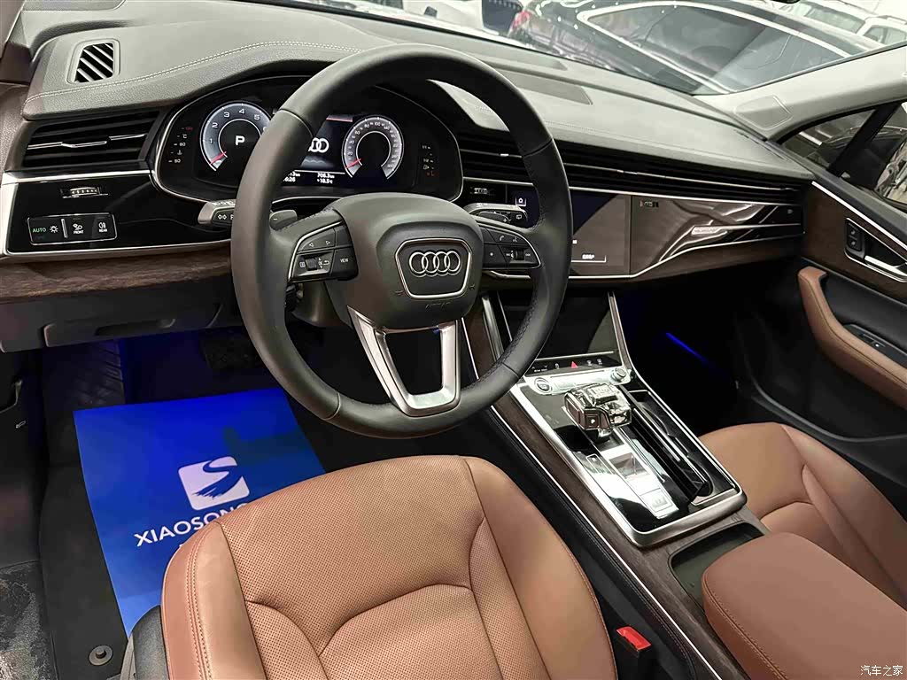 Audi Q7, 2024 все фото