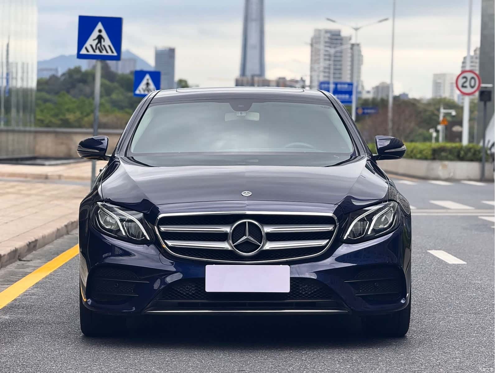 Mercedes-Benz E-Class, 2019 2