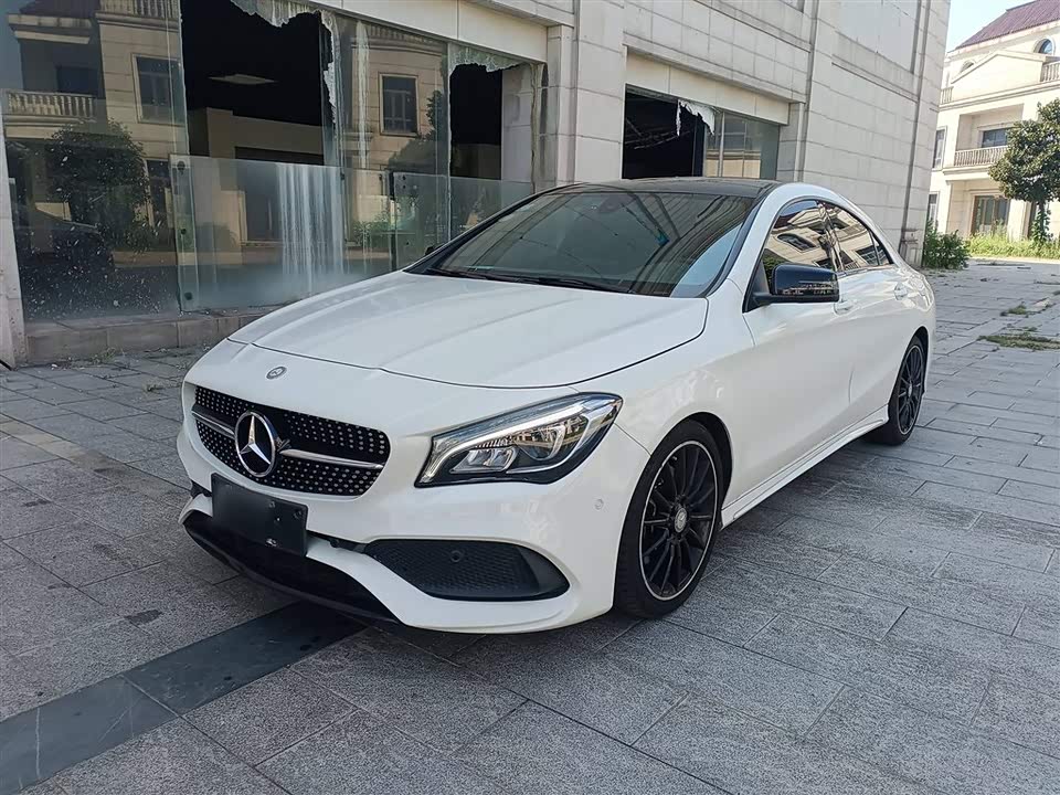 Mercedes-Benz CLA
