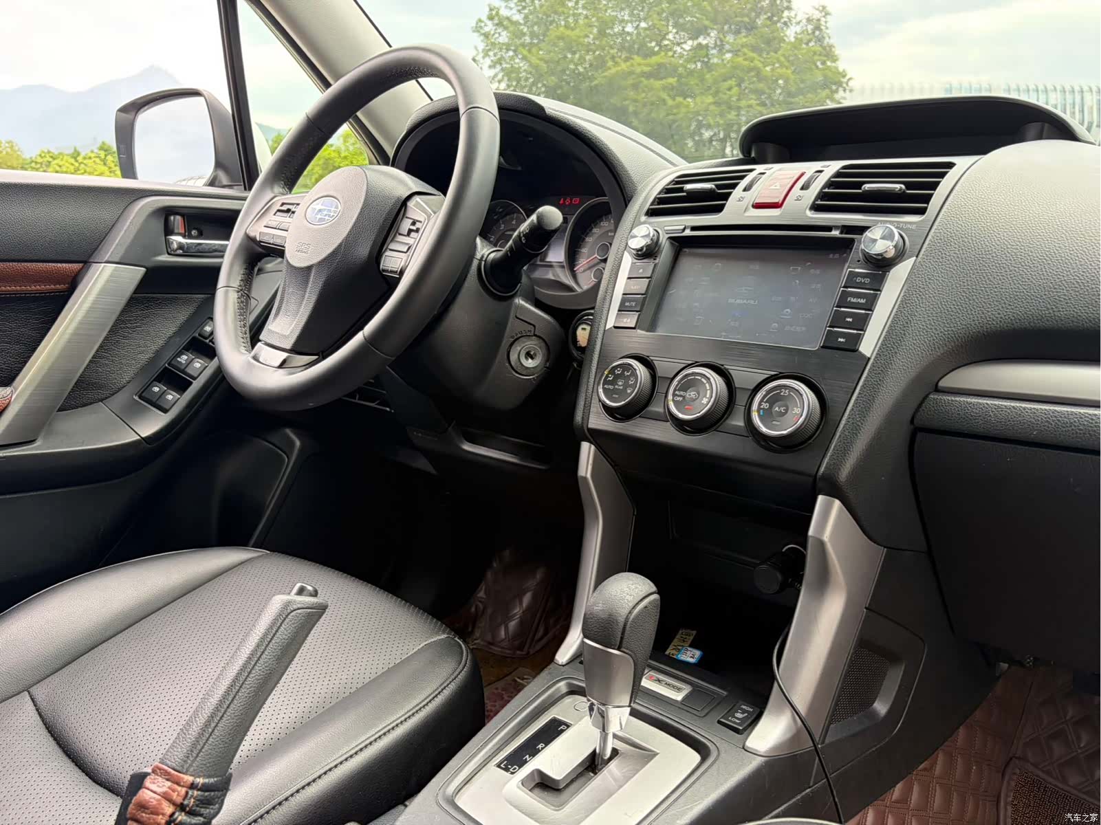 Subaru Forester, 2014 10