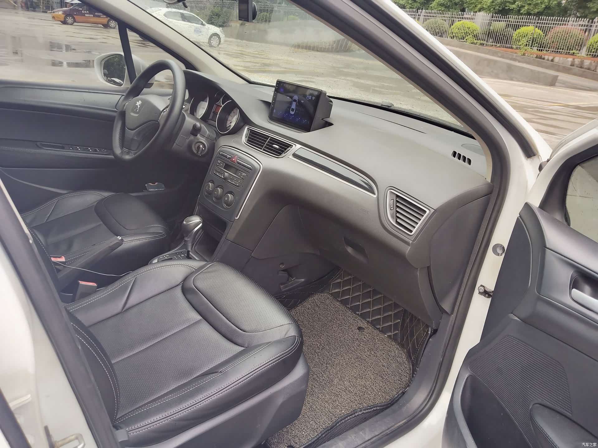 Peugeot 308, 2015 8