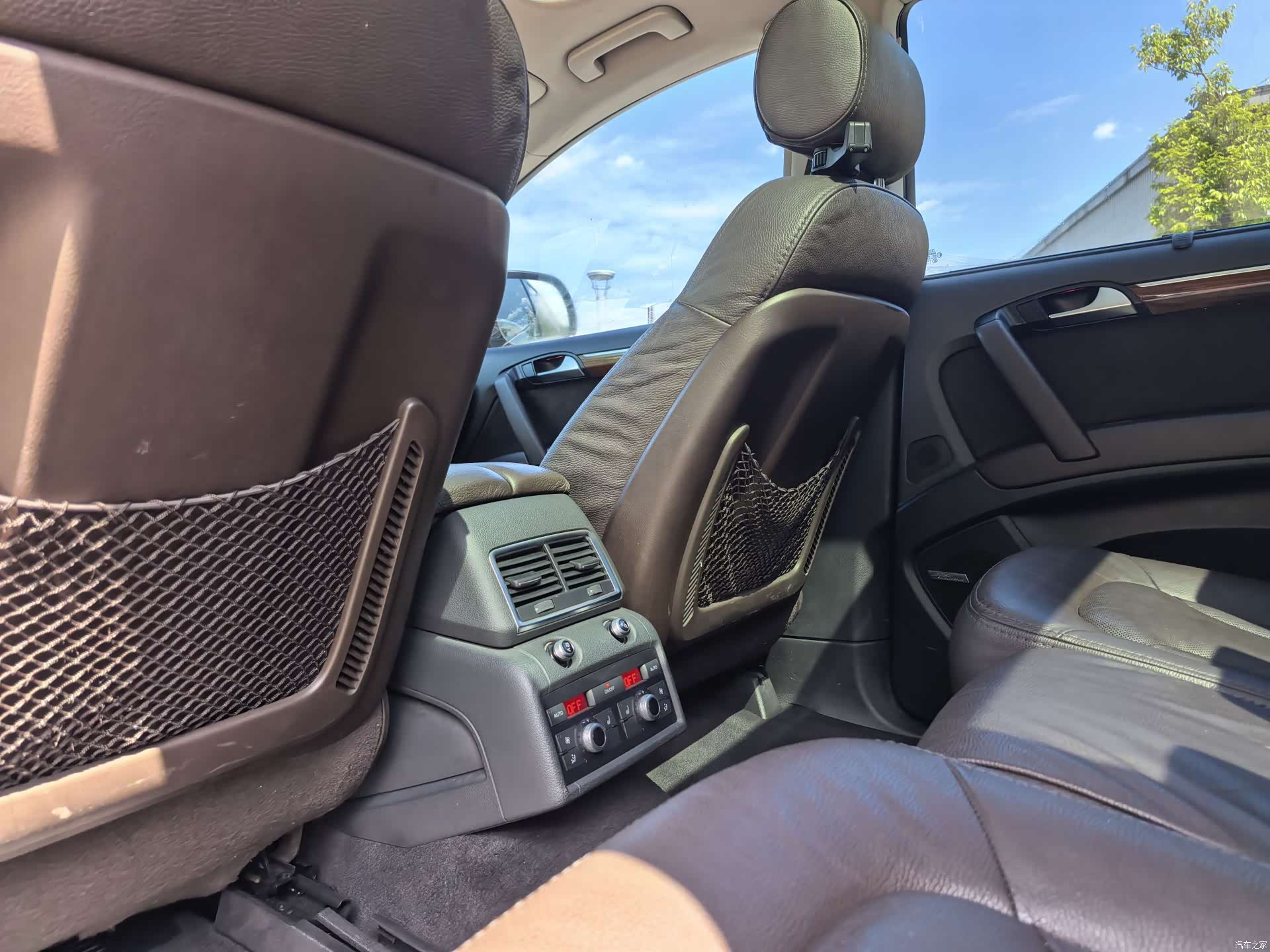 Audi Q7, 2015 10