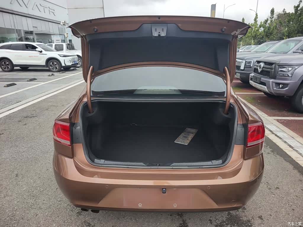 Volkswagen Lamando, 2017 19