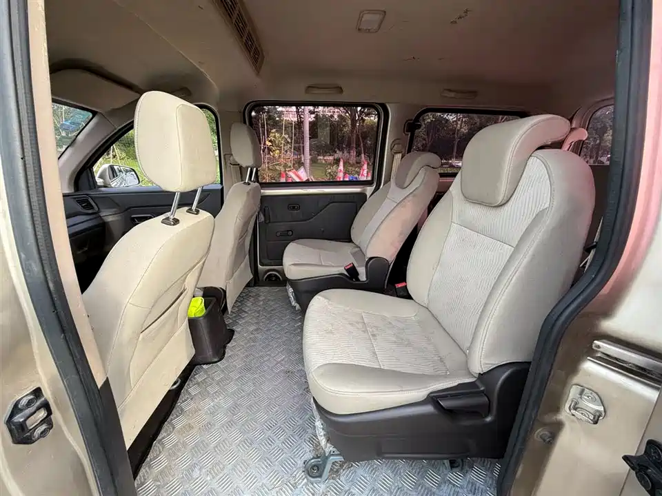 Wuling Wuling Hongguang V