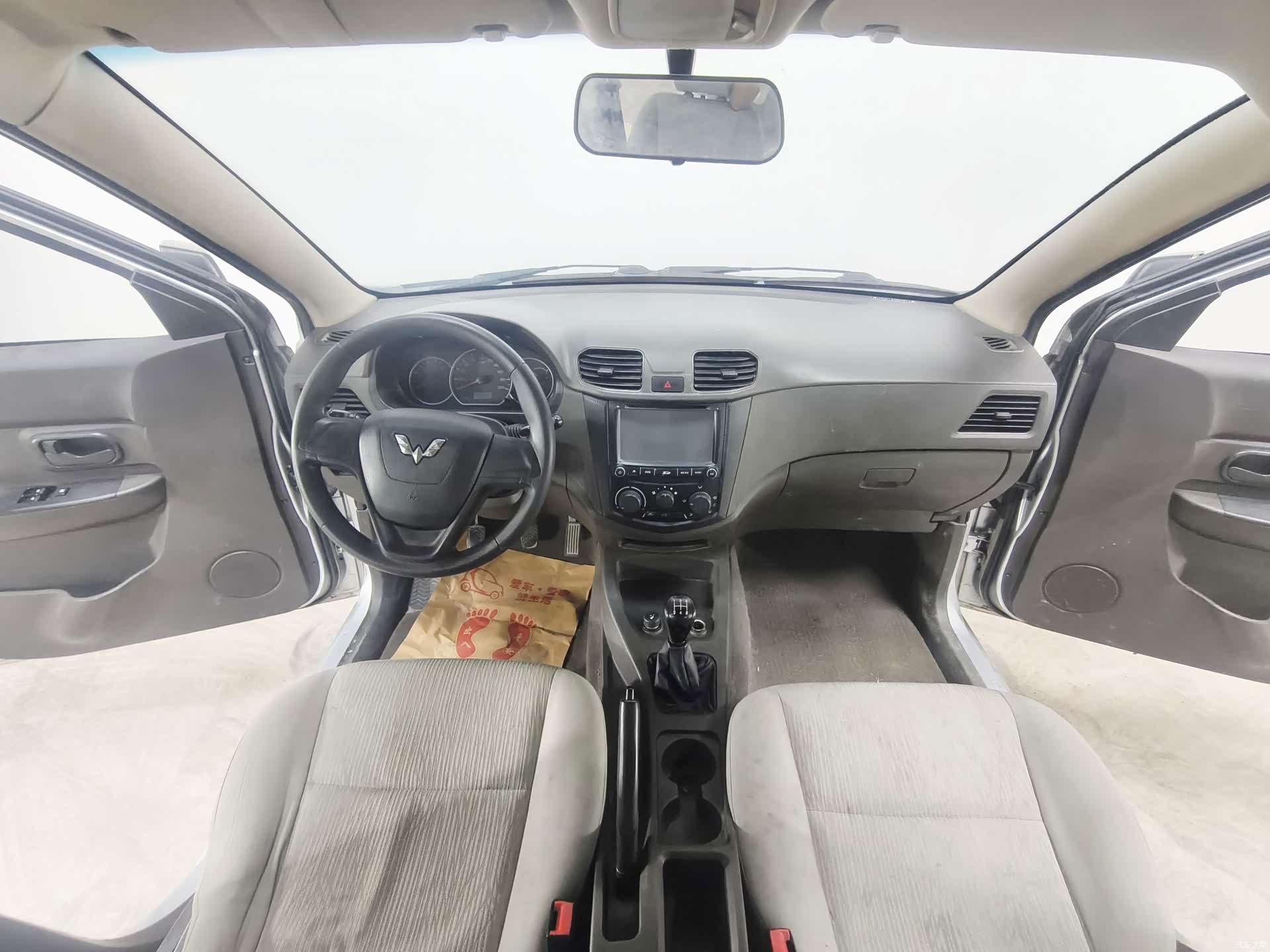 Wuling Hongguang, 2015 9