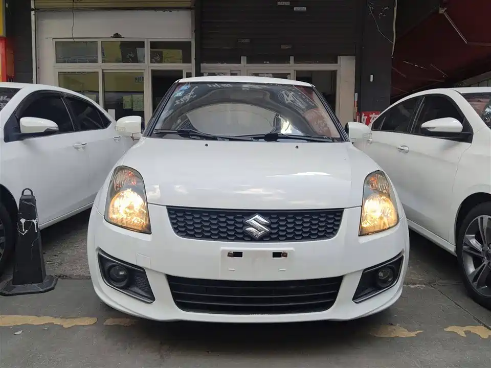 Suzuki Swift Suzuki Swift