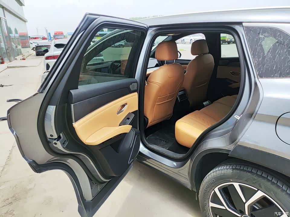 BYD Song, 2024 6