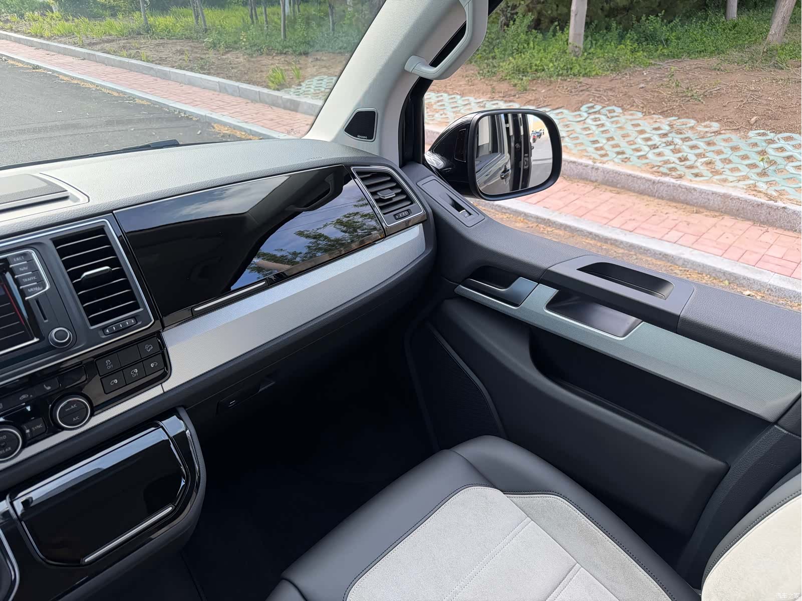Volkswagen 7, 2017 14