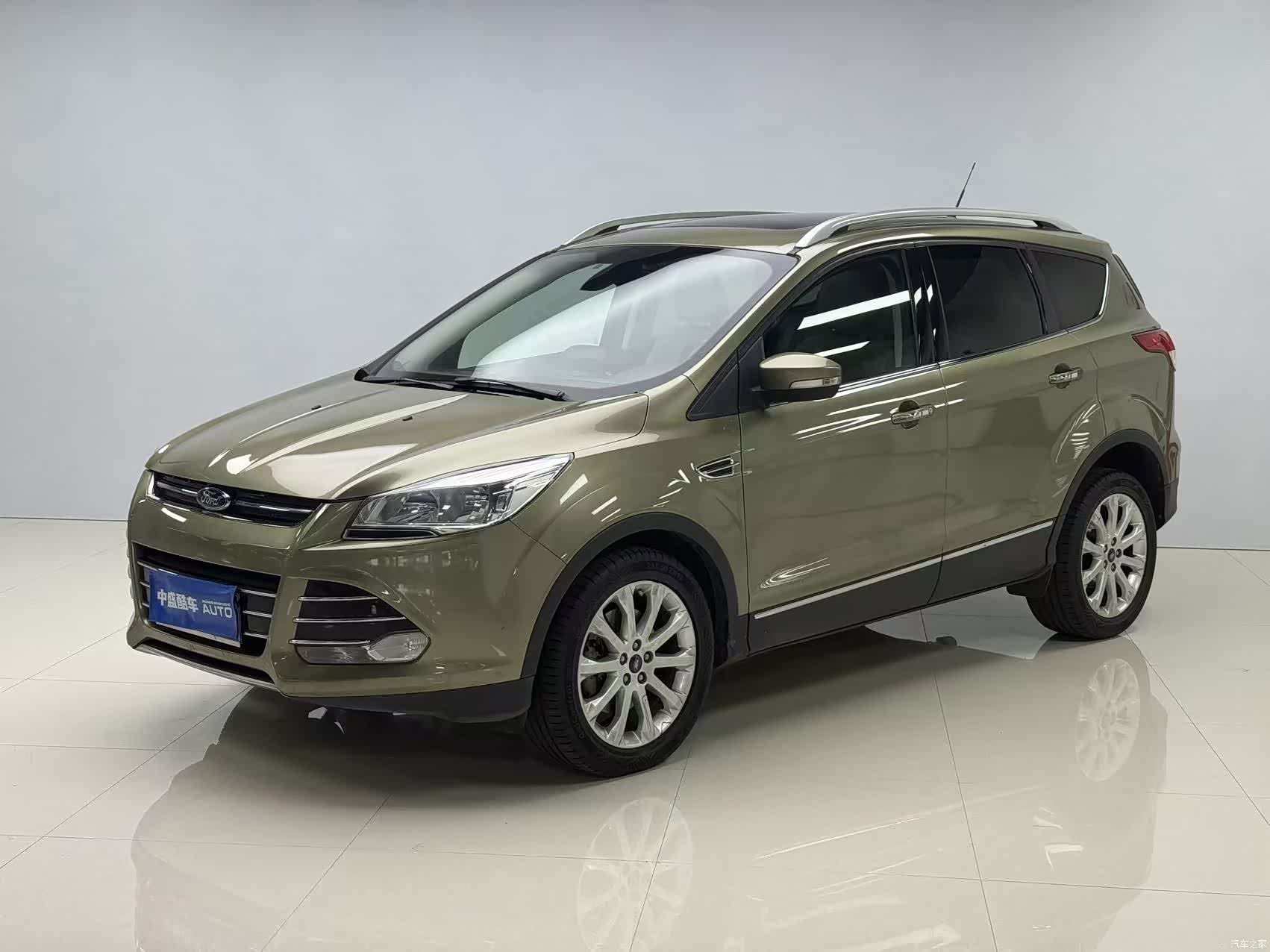 Ford Kuga, 2013 1