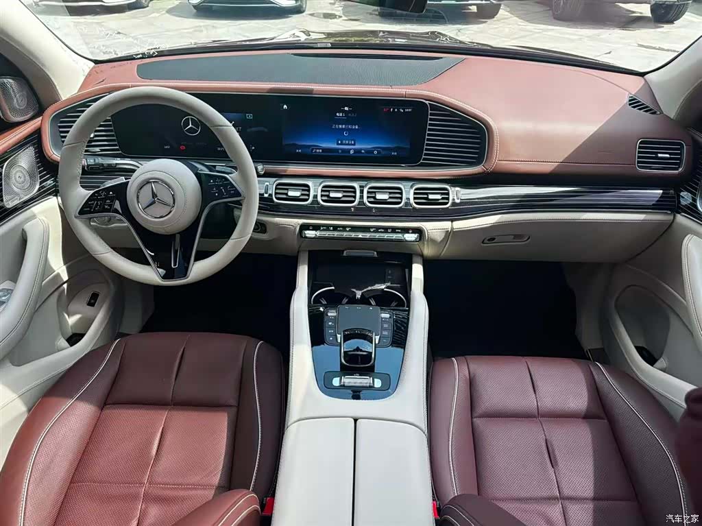 Mercedes-Benz GLE, 2025 15