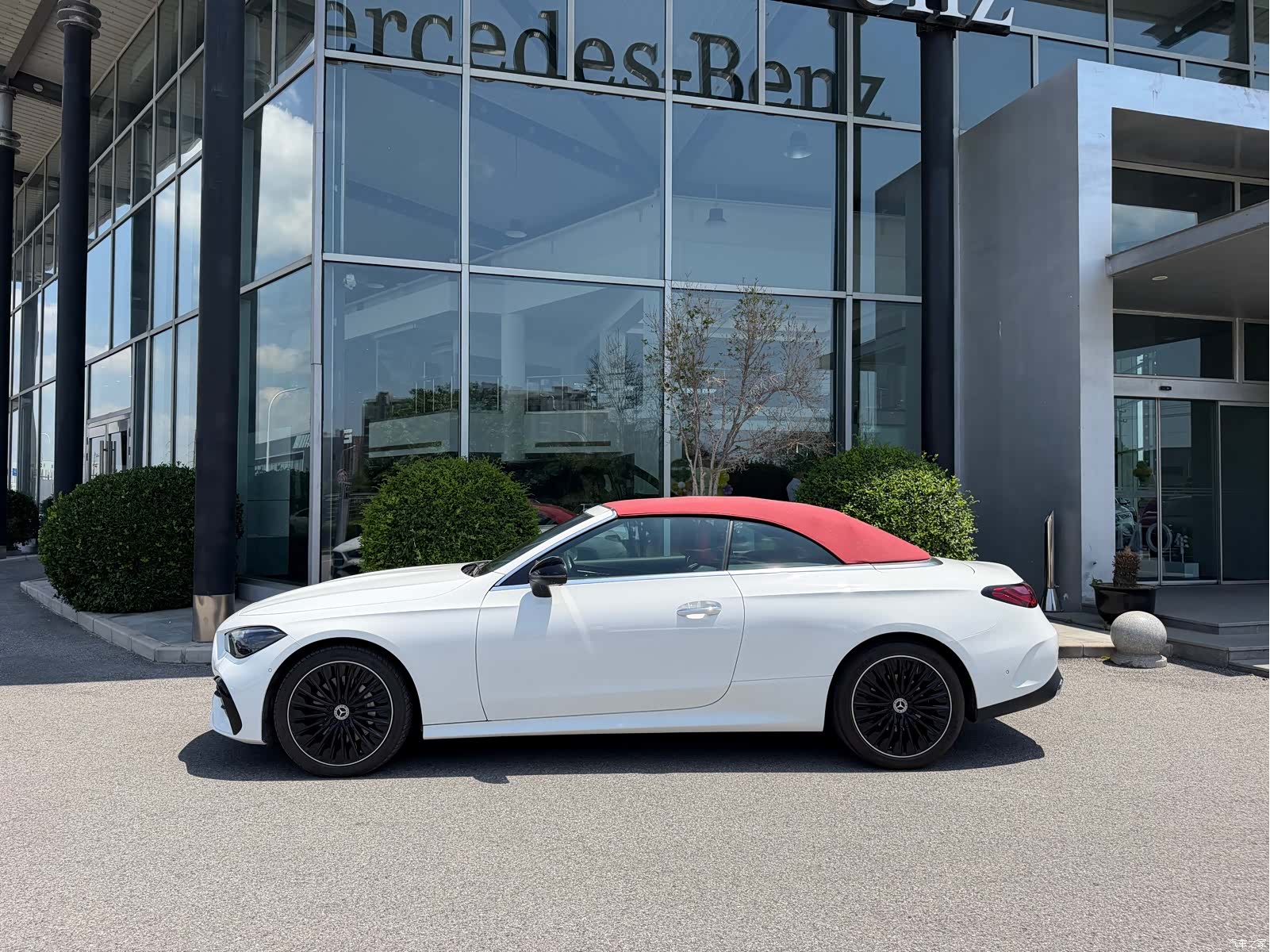 Mercedes-Benz CLE, 2024 7