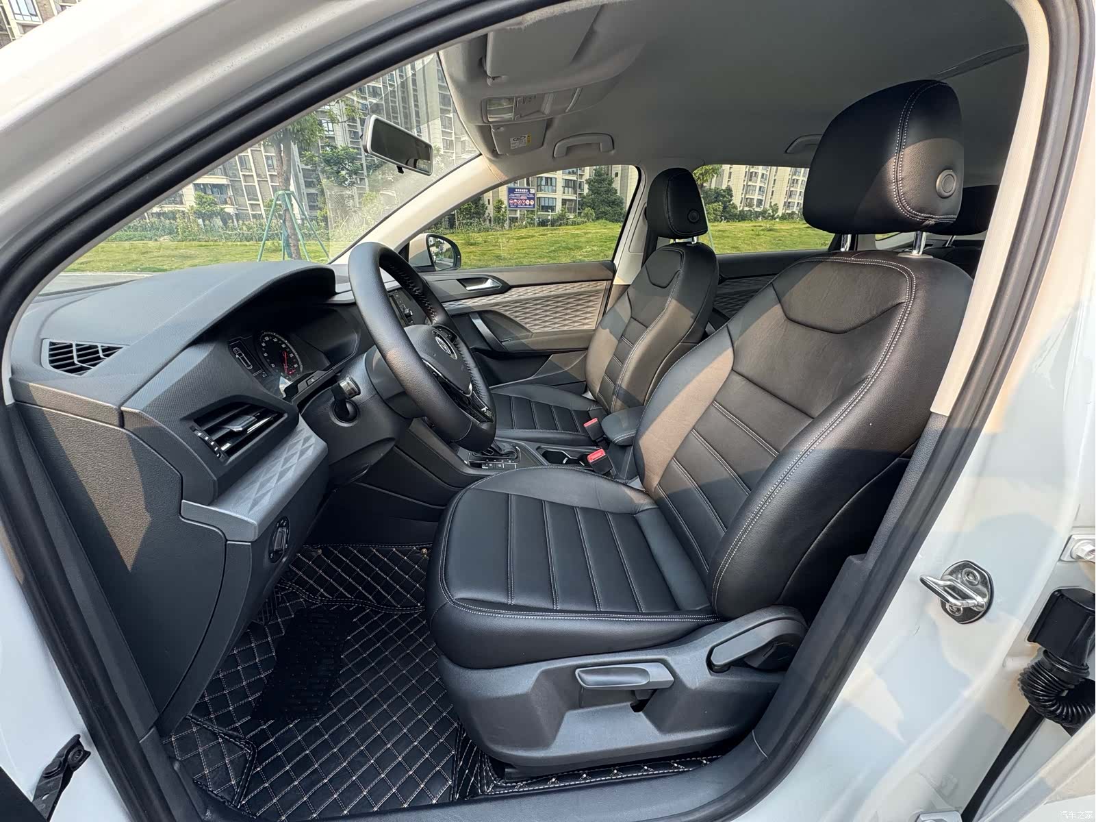 Volkswagen Tharu, 2020 4