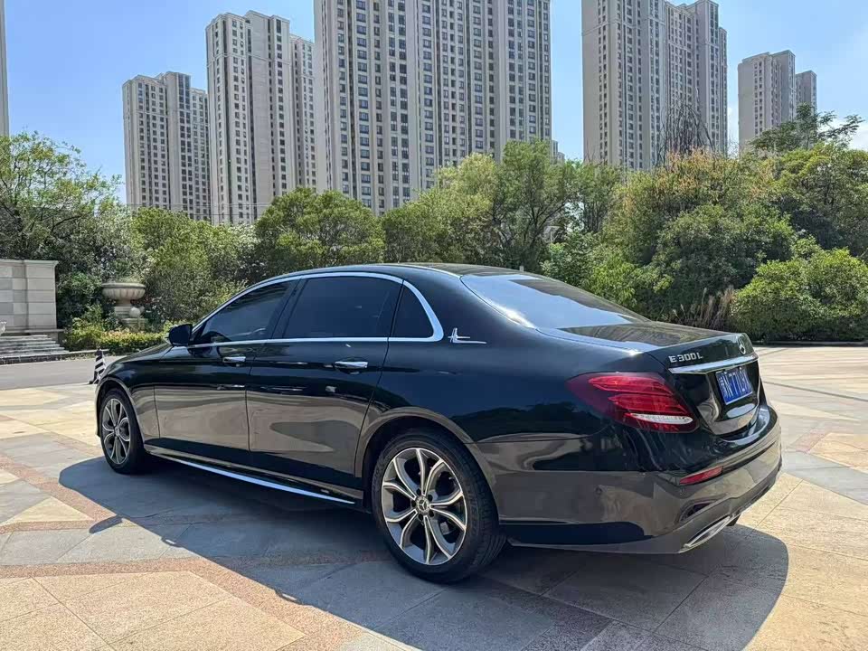 Mercedes-Benz E-class Mercedes-Benz E-class
