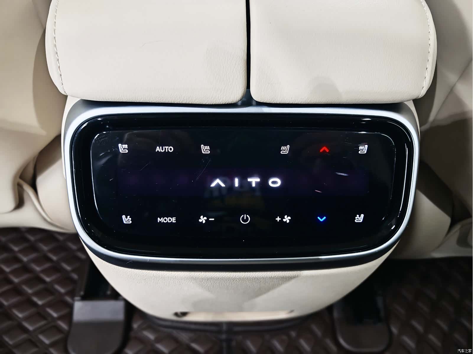 AITO M7, 2024 13