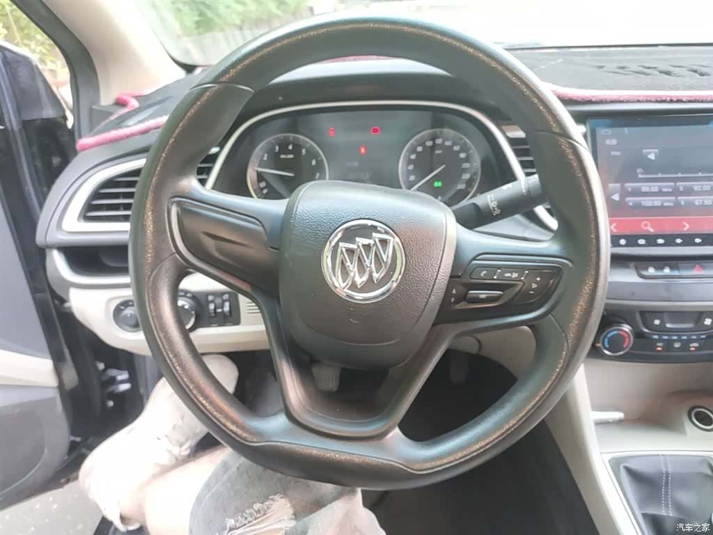 Buick V, 2017 11