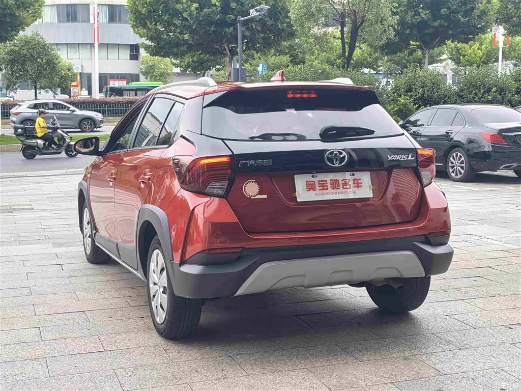 Toyota YARiS L, 2023 9
