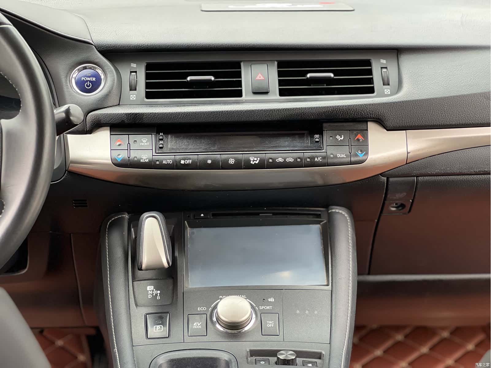 Lexus CT, 2014 14