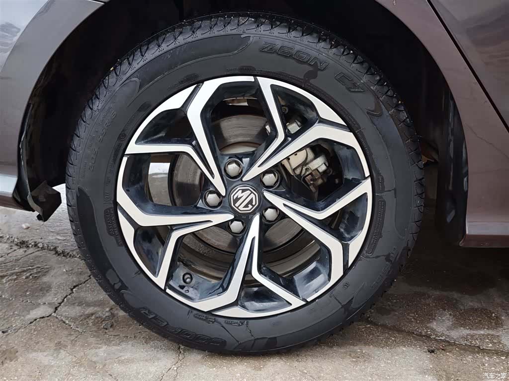 MG MG5, 2021 21