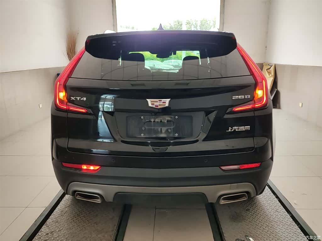 Cadillac XT4, 2022 6