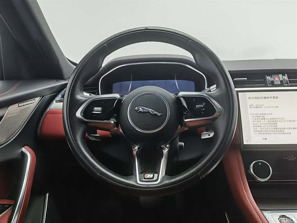Jaguar F-PACE, 2021 11