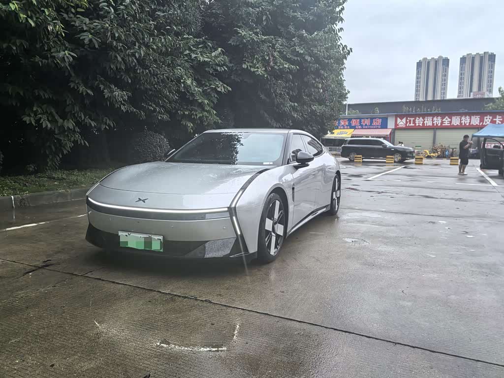 XPENG P7