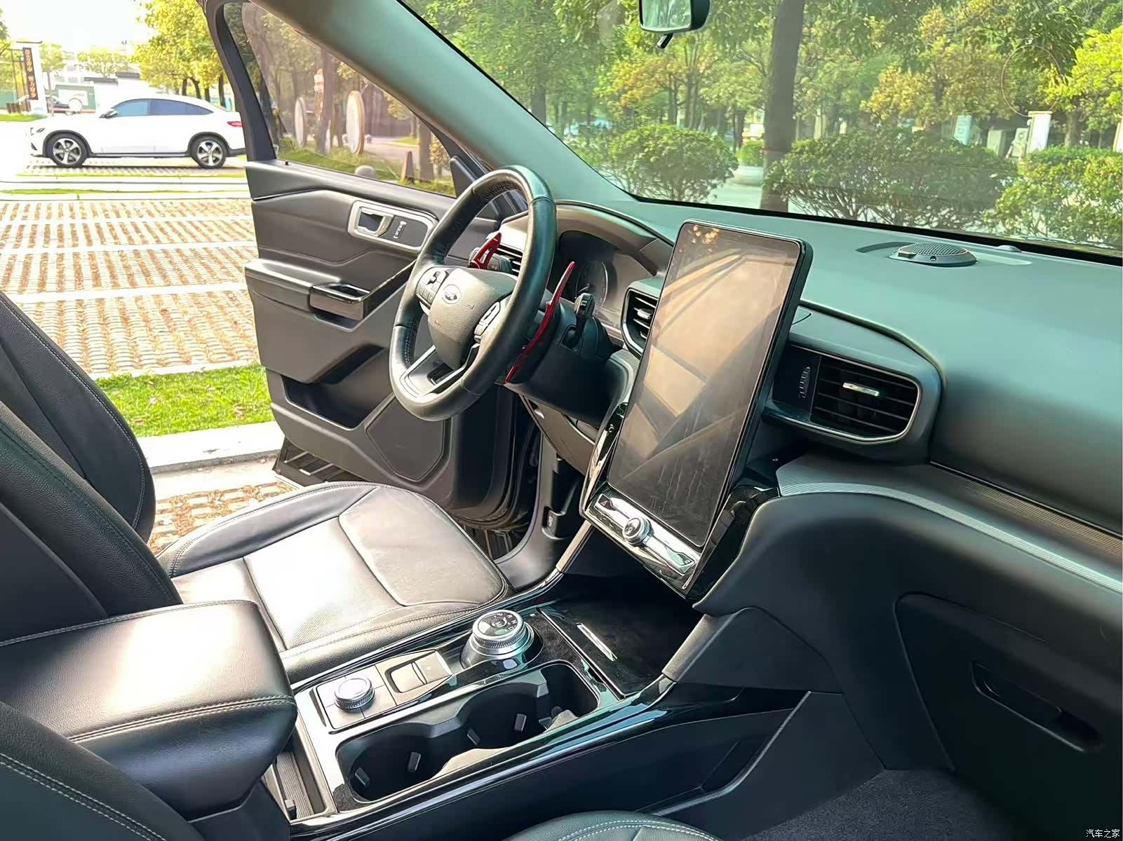 Ford Explorer, 2021 15