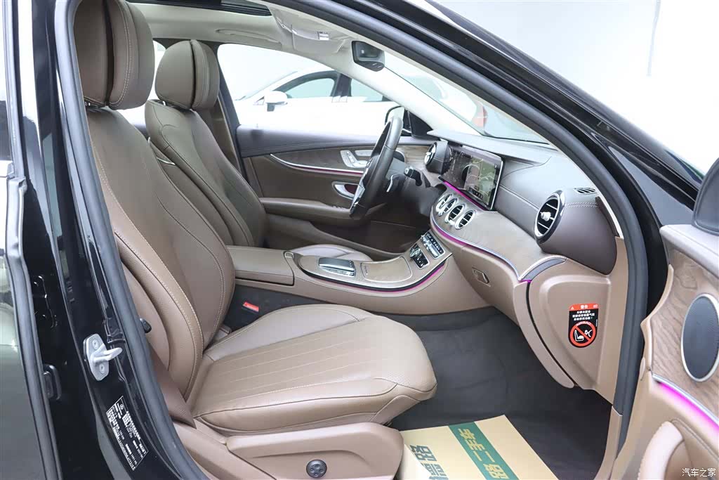 Mercedes-Benz E-Class, 2021 18